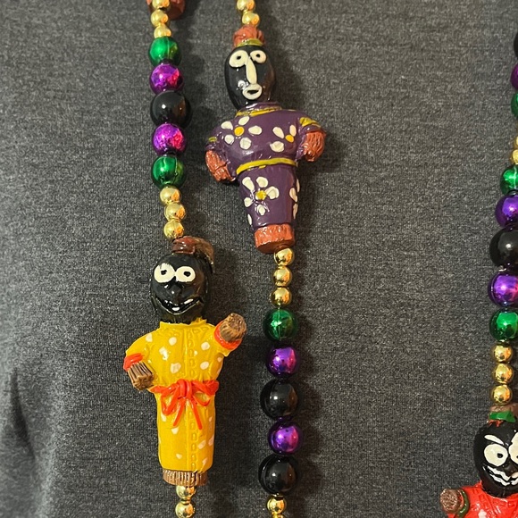 Mardi Gras Voodoo Doll Bead Set (2) - Picture 3 of 5